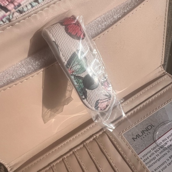 Mundi Crossbody Wallet Butterflies Summer Styling Accessories RIFD Protected - Picture 15 of 16